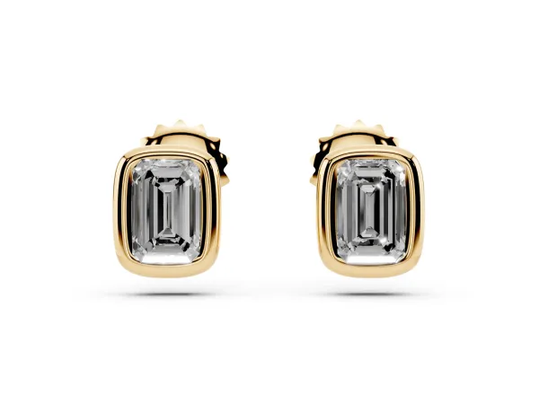 Emerald Diamond Bezel-Set Stud Earrings Yellow gold