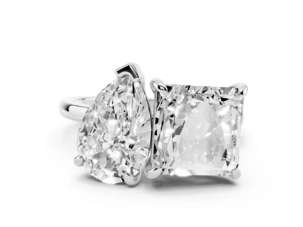 Pear and Princess Toi Moi Ring with Prong Setting and Plain Band Platinum