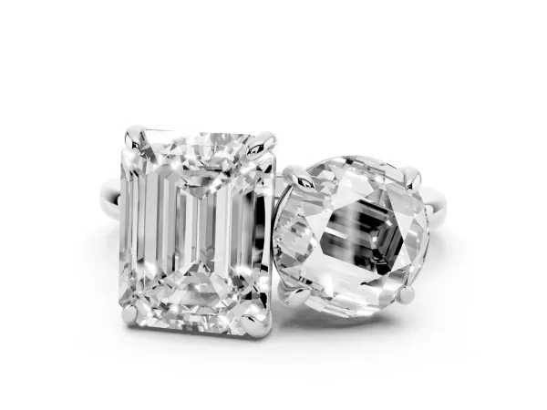 Round and Emerald Toi Moi Ring with Prong Setting and Plain Band White gold