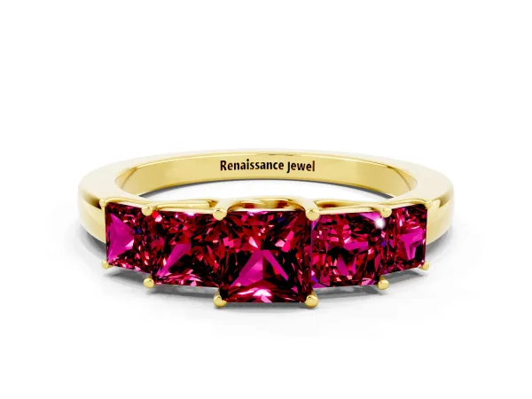 Princess Cut Five-Stone Garnet Ring with Classic Prong Setting Yellow gold