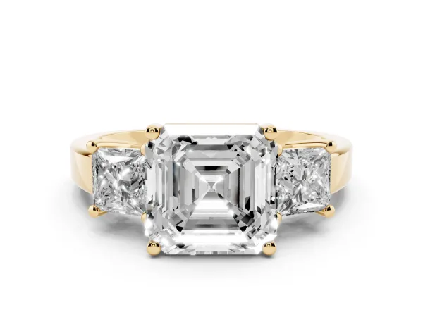 Three-Stone Asscher Cut Cut Solitaire Ring with Prong Setting Yellow gold