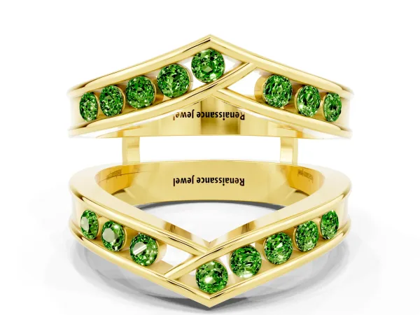 Round Peridot Channel-Set Chevron Band Yellow gold