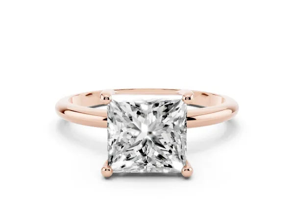 Princess Cut Solitaire Diamond Ring with 4-Prong Setting on a Classic Band Rose gold