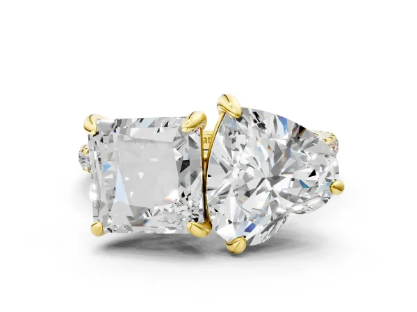 Heart and Princess Toi Moi Ring with Prong Setting and Pave Band Yellow gold