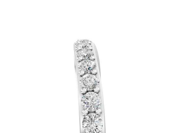 Round Diamond Pavé Set Curved Eternity Band Platinum
