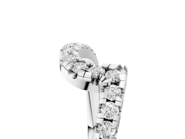 Pavé Round Diamond Chevron Band with Prong Setting Platinum