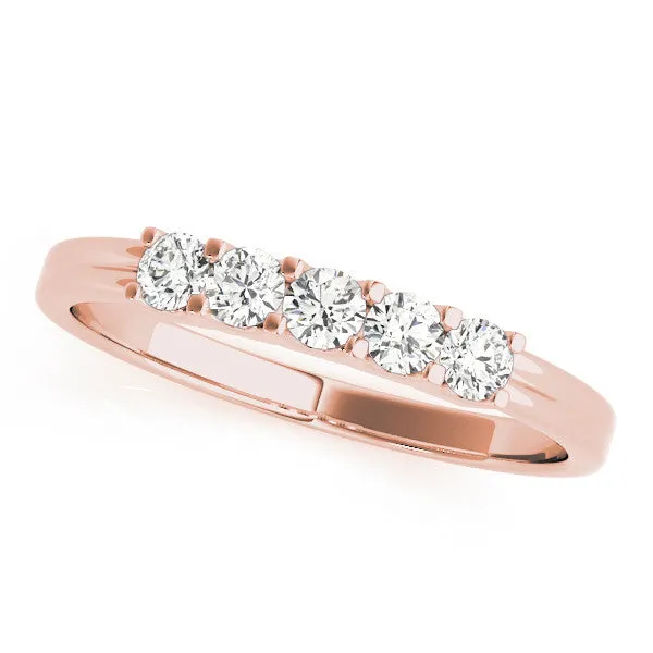 Round Diamond Five-Stone Ring with Prong Setting and Classic Band Rose gold
