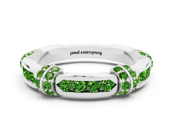 Pavé Round Peridot Link Band with Bezel Setting Platinum