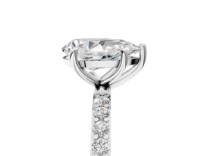 White gold Pear Cut Diamond Pavé Band Solitaire Ring with Four-Prong Setting_65