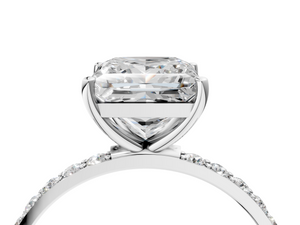 White gold Princess Cut Diamond Pavé Band Solitaire Ring with Four-Prong Setting_4