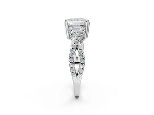 White gold Princess Solitaire Twist Band with Pavé Setting and Four-Prong Setting_32