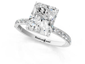 White gold Radiant Cut Diamond Pavé Band Solitaire Ring with Four-Prong Setting_121