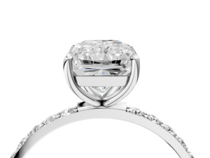 White gold Radiant Cut Diamond Pavé Band Solitaire Ring with Four-Prong Setting_4