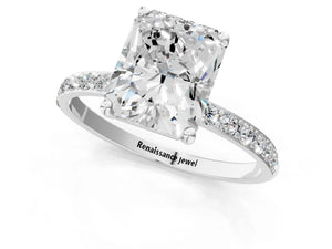 White gold Radiant Cut Diamond Pavé Band Solitaire Ring with Four-Prong Setting_67