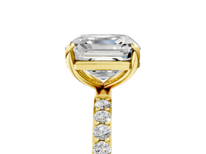 Yellow gold Asscher Cut Diamond Pavé Band Solitaire Ring with Four-Prong Setting_5