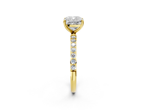 Yellow gold Cushion Cut Diamond Pavé Band Solitaire Ring with Four-Prong Setting_2