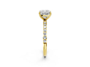 Yellow gold Cushion Cut Diamond Pavé Band Solitaire Ring with Four-Prong Setting_44