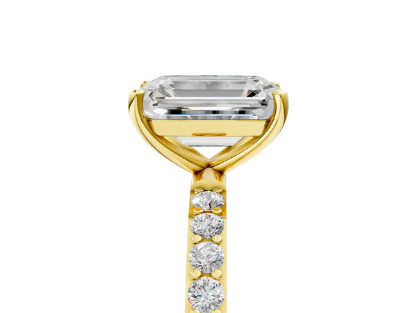 Yellow gold Emerald Cut Diamond Pavé Band Solitaire Ring with Four-Prong Setting_53