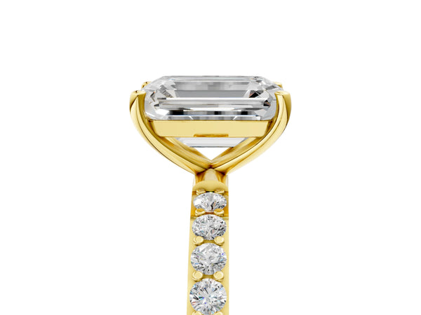 Yellow gold Emerald Cut Diamond Pavé Band Solitaire Ring with Four-Prong Setting_83