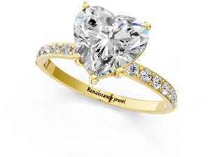Yellow gold Heart Cut Diamond Pavé Band Solitaire Ring with Four-Prong Setting_43