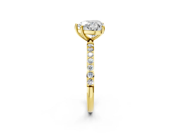 Yellow gold Heart Cut Diamond Pavé Band Solitaire Ring with Four-Prong Setting_56
