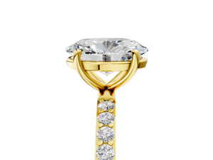 Yellow gold Oval Cut Diamond Pavé Band Solitaire Ring with Four-Prong Setting_59