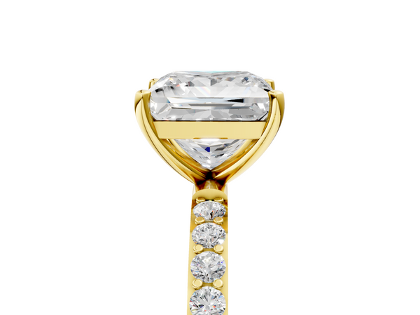 Yellow gold Princess Cut Diamond Pavé Band Solitaire Ring with Four-Prong Setting_5