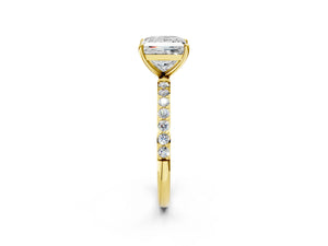 Yellow gold Princess Cut Diamond Pavé Band Solitaire Ring with Four-Prong Setting_62
