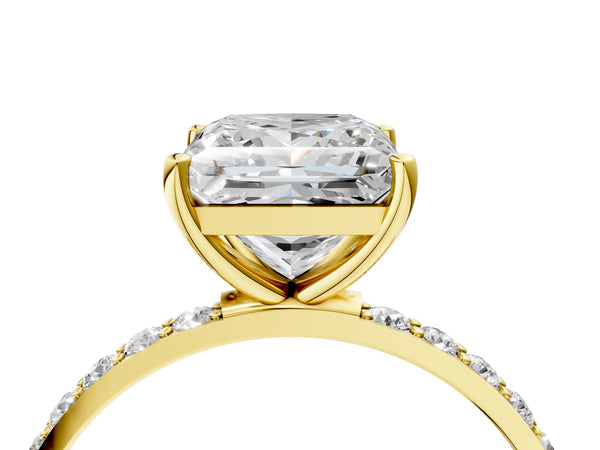 Yellow gold Princess Cut Diamond Pavé Band Solitaire Ring with Four-Prong Setting_70