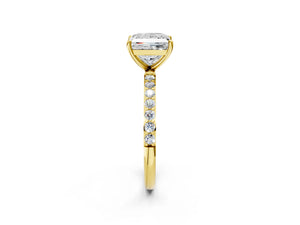 Yellow gold Princess Cut Diamond Pavé Band Solitaire Ring with Four-Prong Setting_98