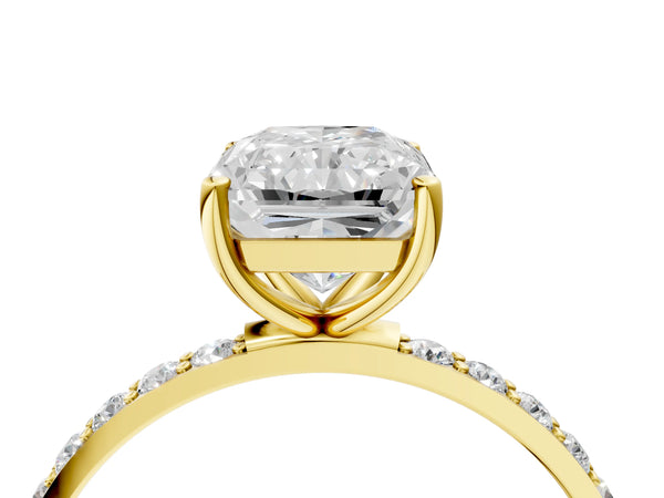 Yellow gold Radiant Cut Diamond Pavé Band Solitaire Ring with Four-Prong Setting_118