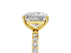 Yellow gold Radiant Cut Diamond Pavé Band Solitaire Ring with Four-Prong Setting_119