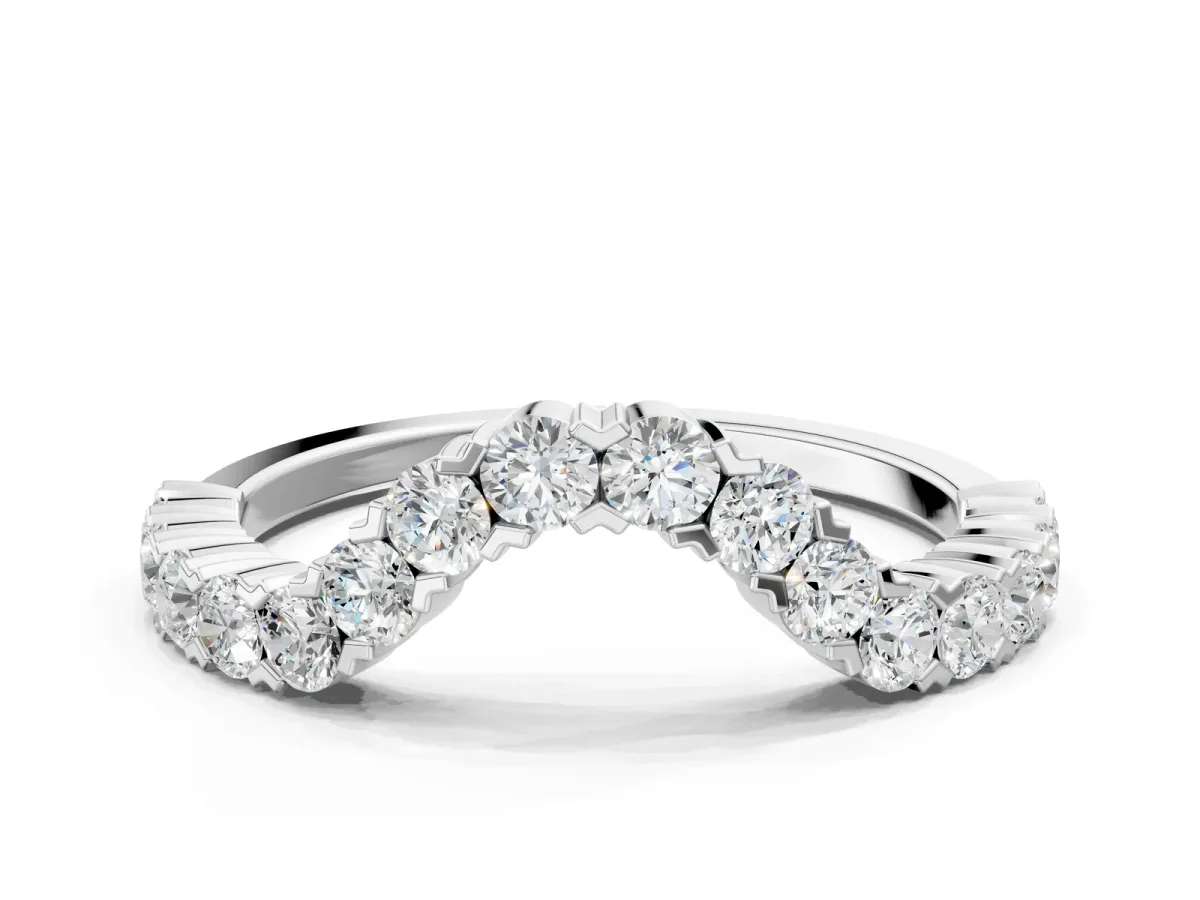V-Shaped Diamond Round Cut Pavé Band with Prong Setting White gold