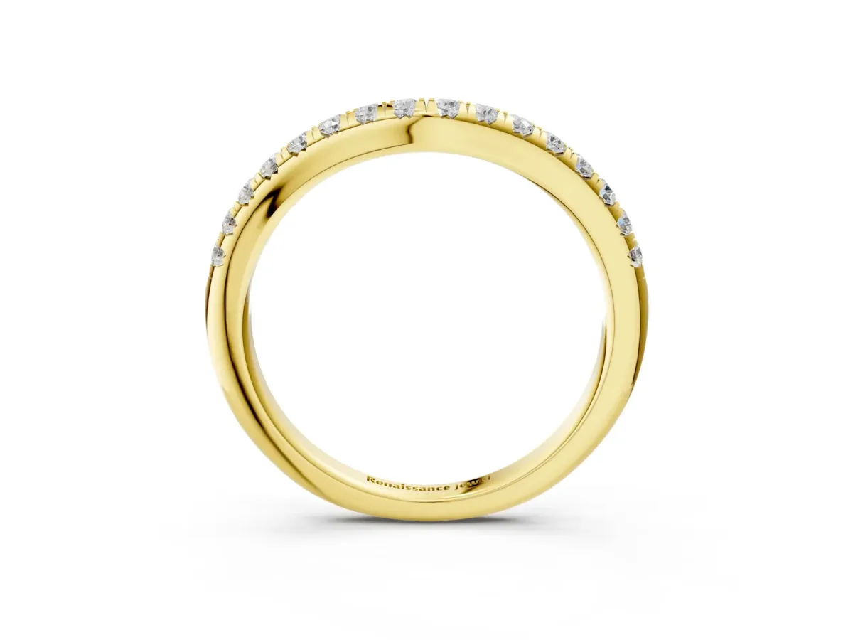 Round Diamond Pavé Curved Band with Shared Prong Setting Yellow gold