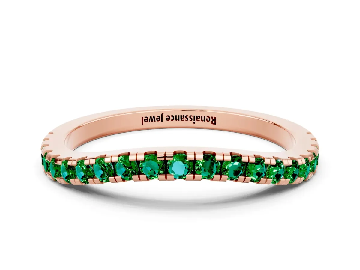 Round Emerald Pavé Half Eternity Band with Shared Prong Setting Rose gold