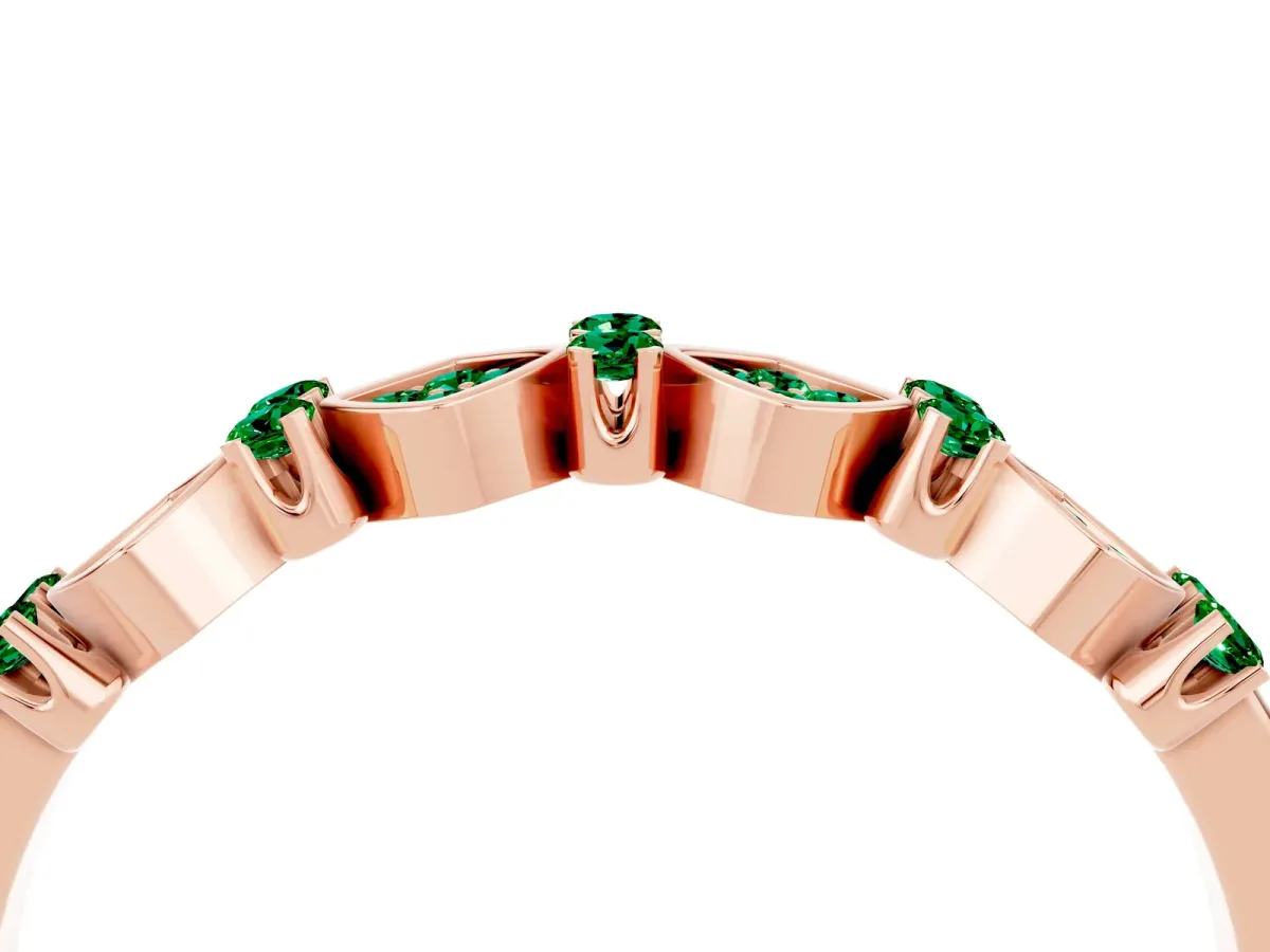 Pavé Cushion Emerald Cluster Eternity Band with Prong Setting Rose gold