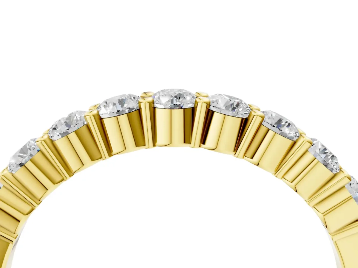 Round Diamond Prong Set Half-Eternity Band Yellow gold