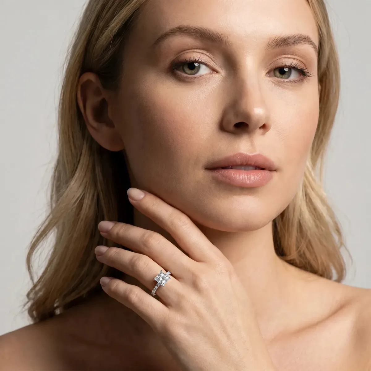 Princess Cut Diamond Solitaire Pavé Band with Four-Prong Setting Silver