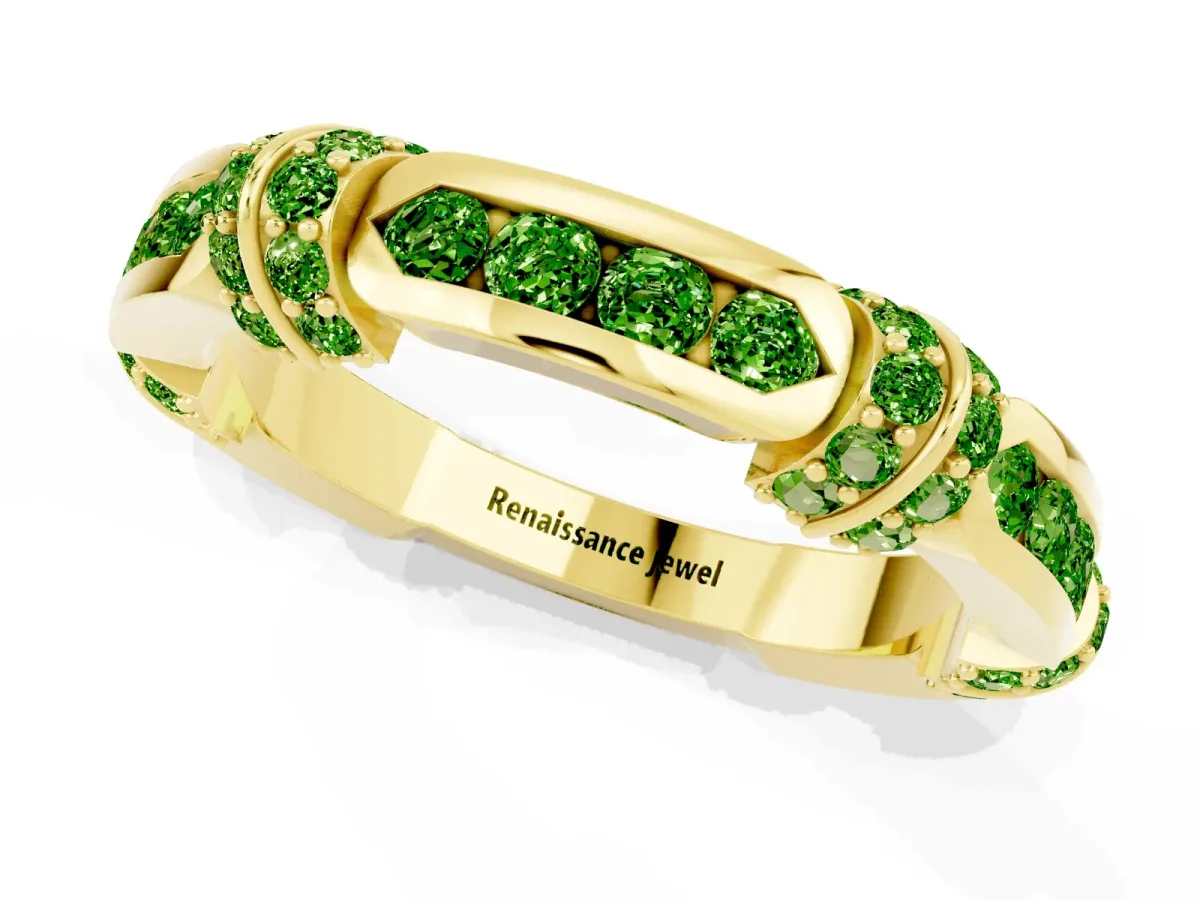 Pavé Round Peridot Link Band with Bezel Setting Yellow gold