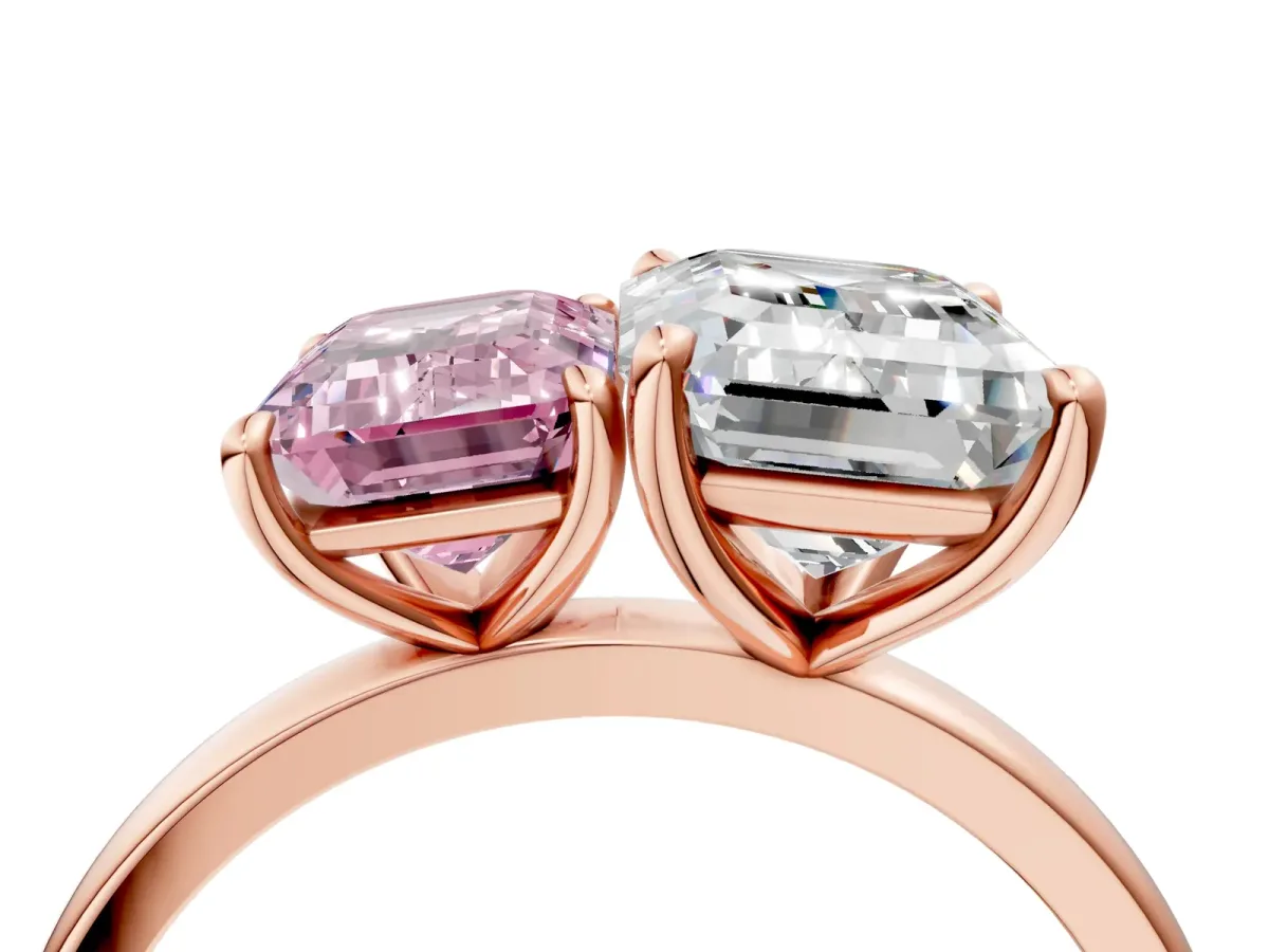Fancy Pink Emerald Cut and Emerald Cut Toi Moi Ring with Prong Setting Rose gold