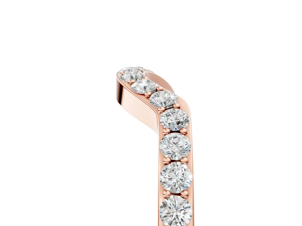 Pavé Round Diamond Curved Band with Prong Setting Rose gold