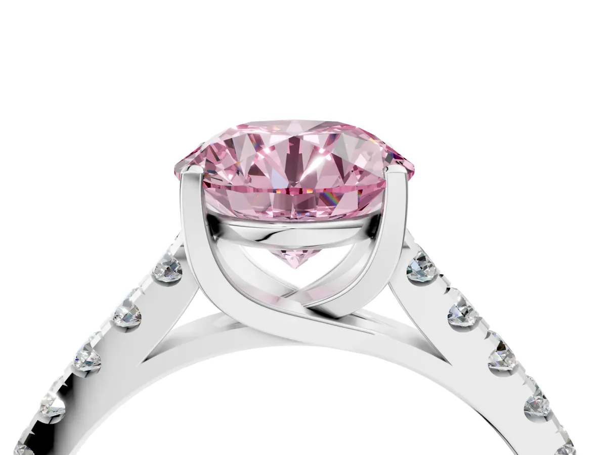 Fancy Pink Round Cut Diamond Pavé Band Solitaire Ring with Prong Setting White gold