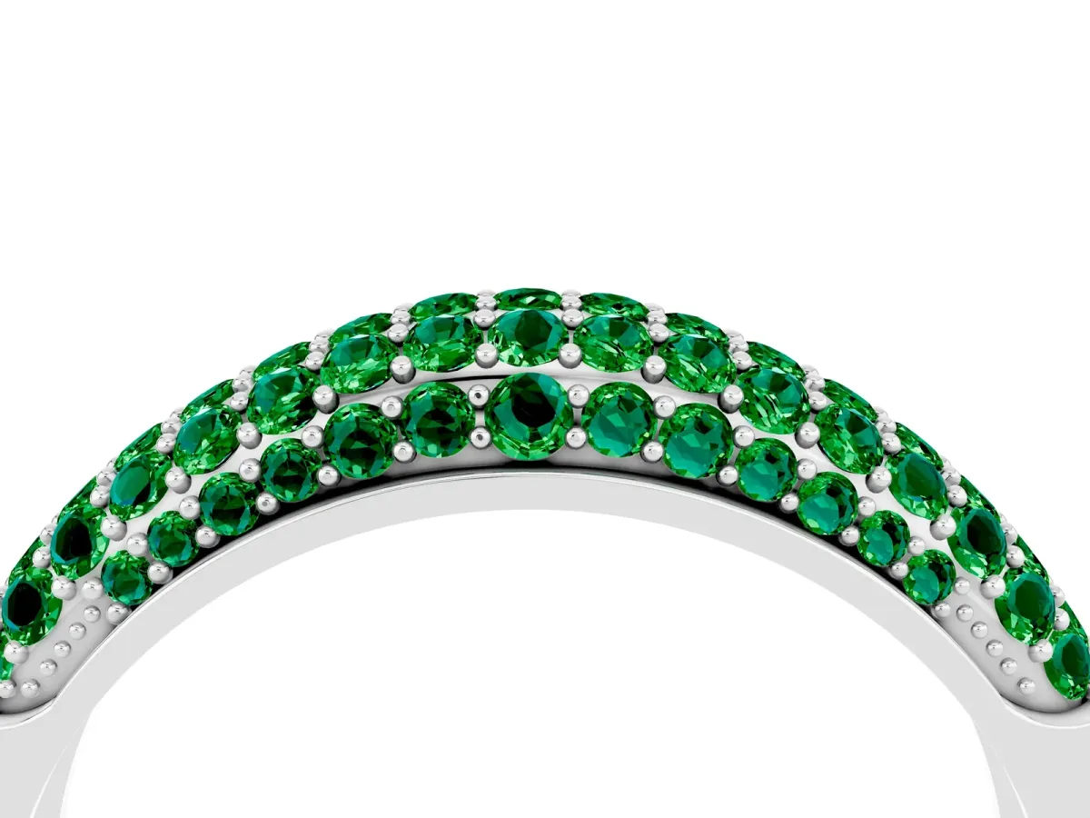 Three-Row Pavé Round Emerald Dome Band White gold