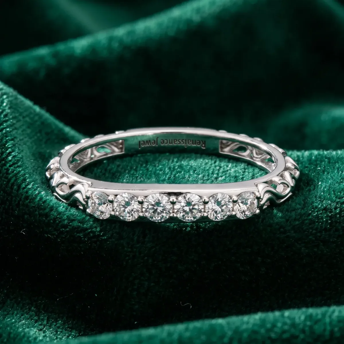 Round Diamond Bar Set Eternity Band with Filigree Design Platinum