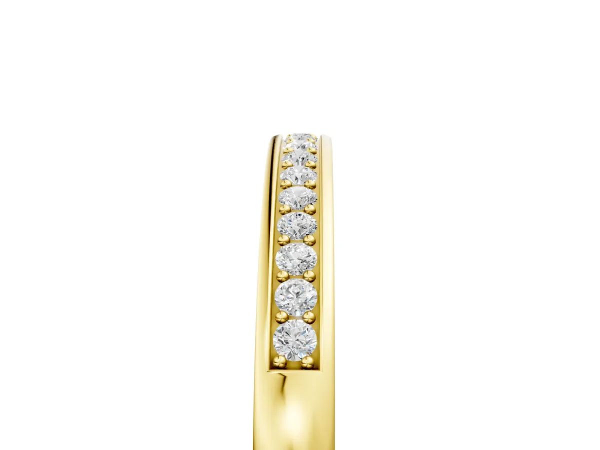 Round Diamond Half Eternity Pavé Band Yellow gold