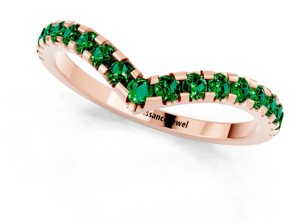 Pavé Round Emerald Chevron Band with Shared Prong Setting Rose gold