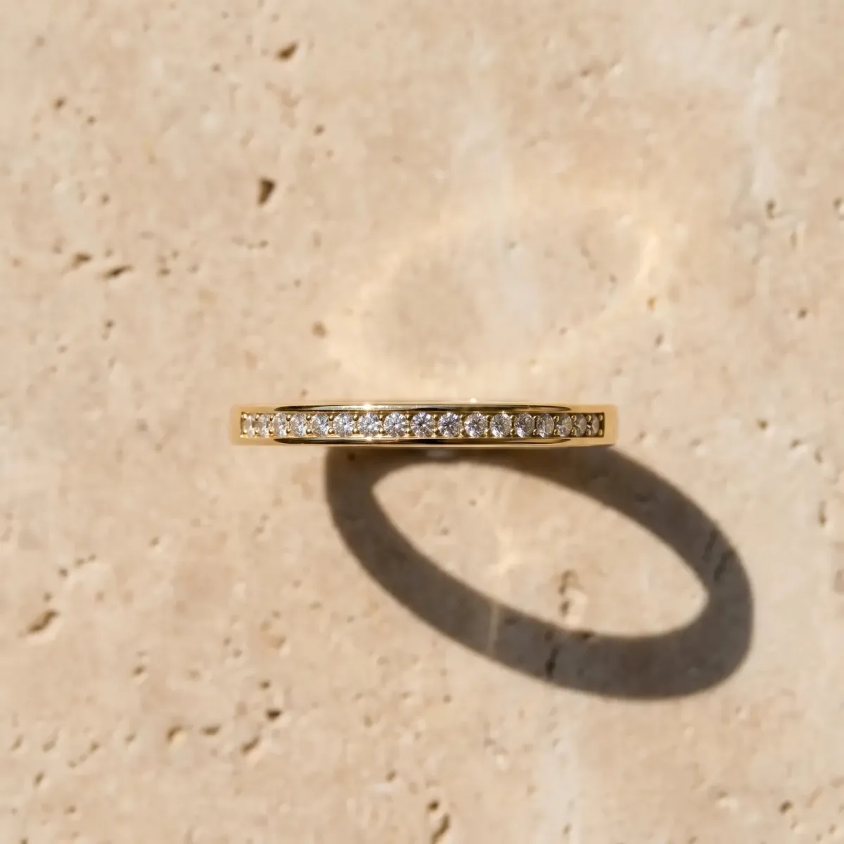 Round Diamond Half Eternity Pavé Band Yellow gold