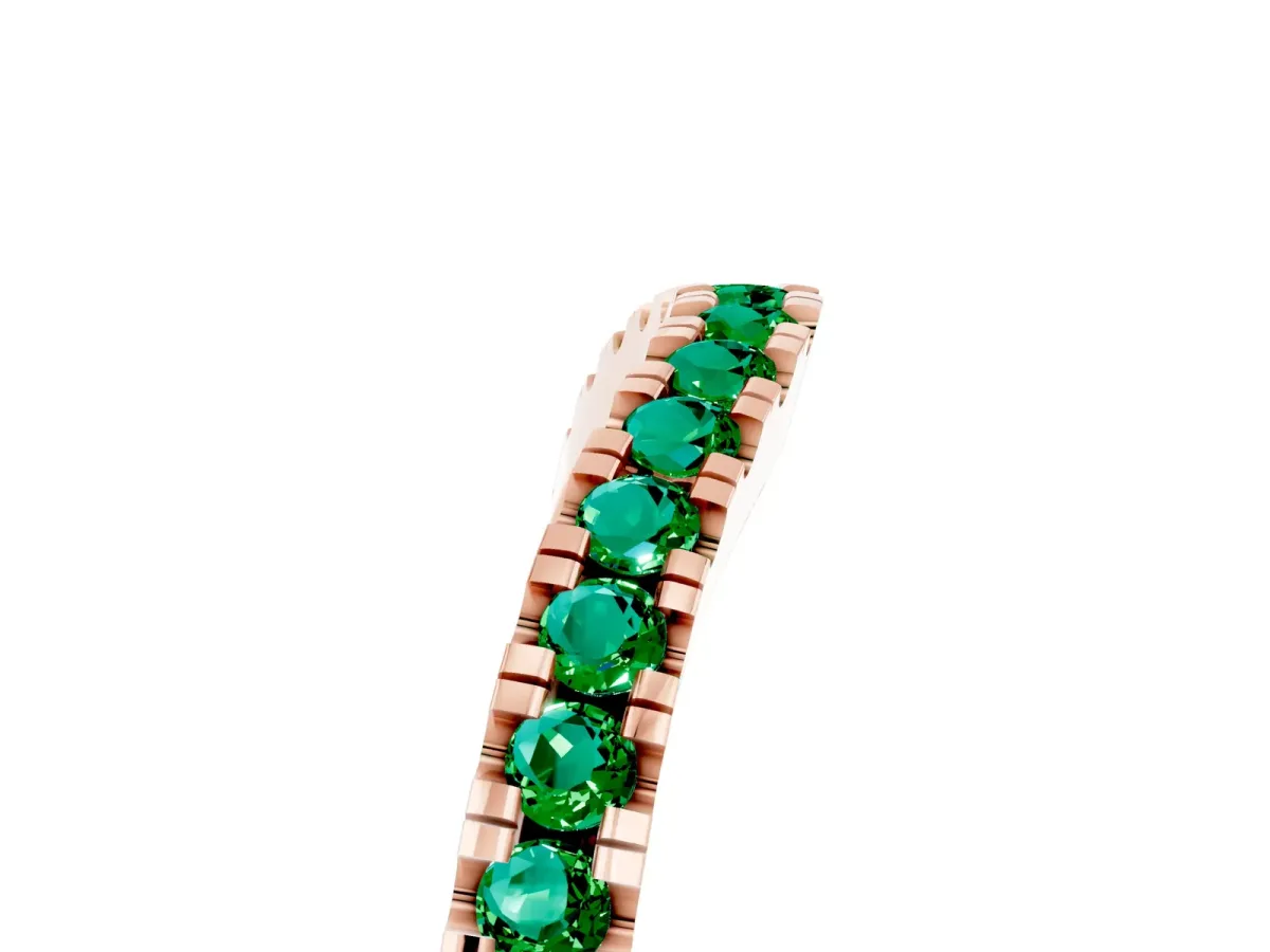 Round Emerald Pavé Curved Band with Shared Prong Setting Rose gold