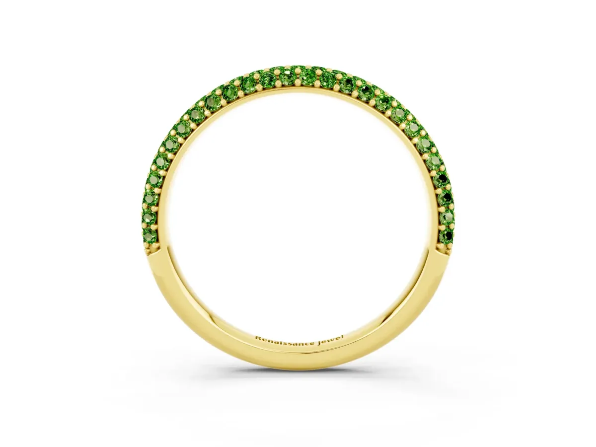 Round Peridot Pavé Eternity Band with Shared Prong Setting Yellow gold