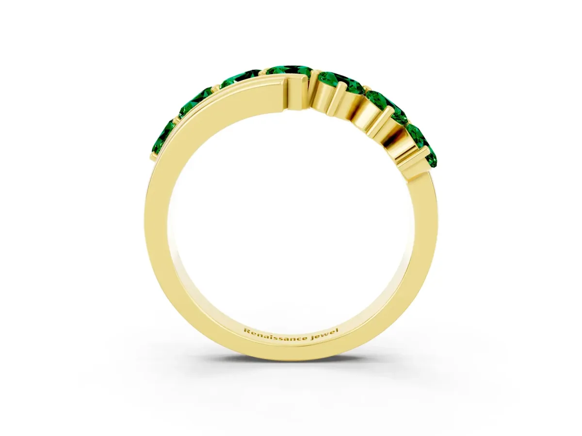 Round Emerald Wave Band with Channel and Shared Prong Setting Yellow gold